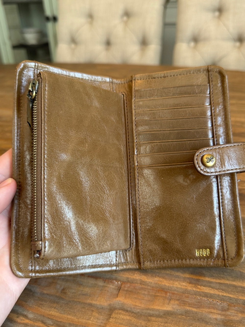 Hobo International Dunn Bifold Wallet Tan Leather Bifold Snap Zip Women - Picture 6 of 11